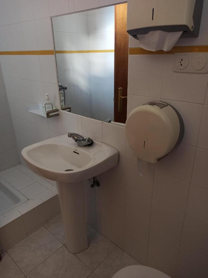 Albergue De ซอส เดลไรย์ กาโตลีโก ภายนอก รูปภาพ