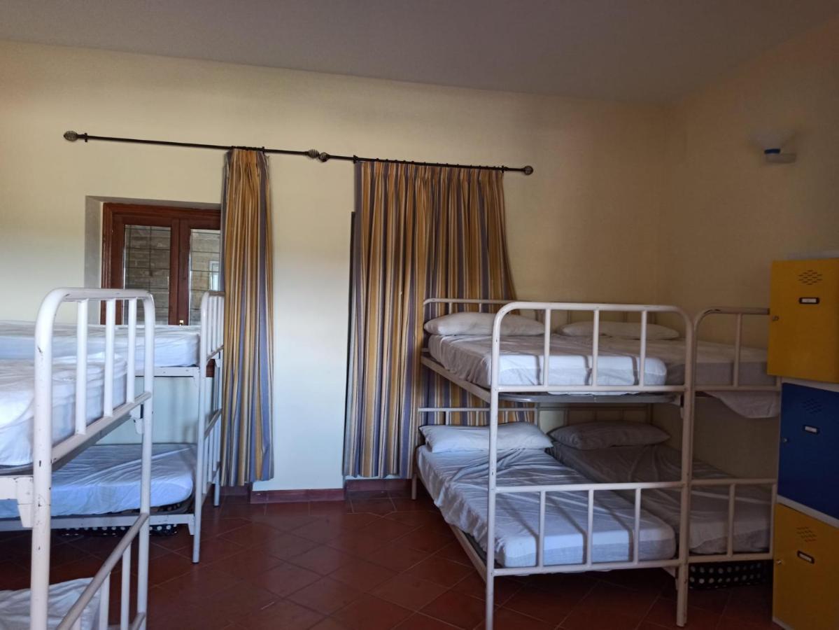 Albergue De ซอส เดลไรย์ กาโตลีโก ภายนอก รูปภาพ