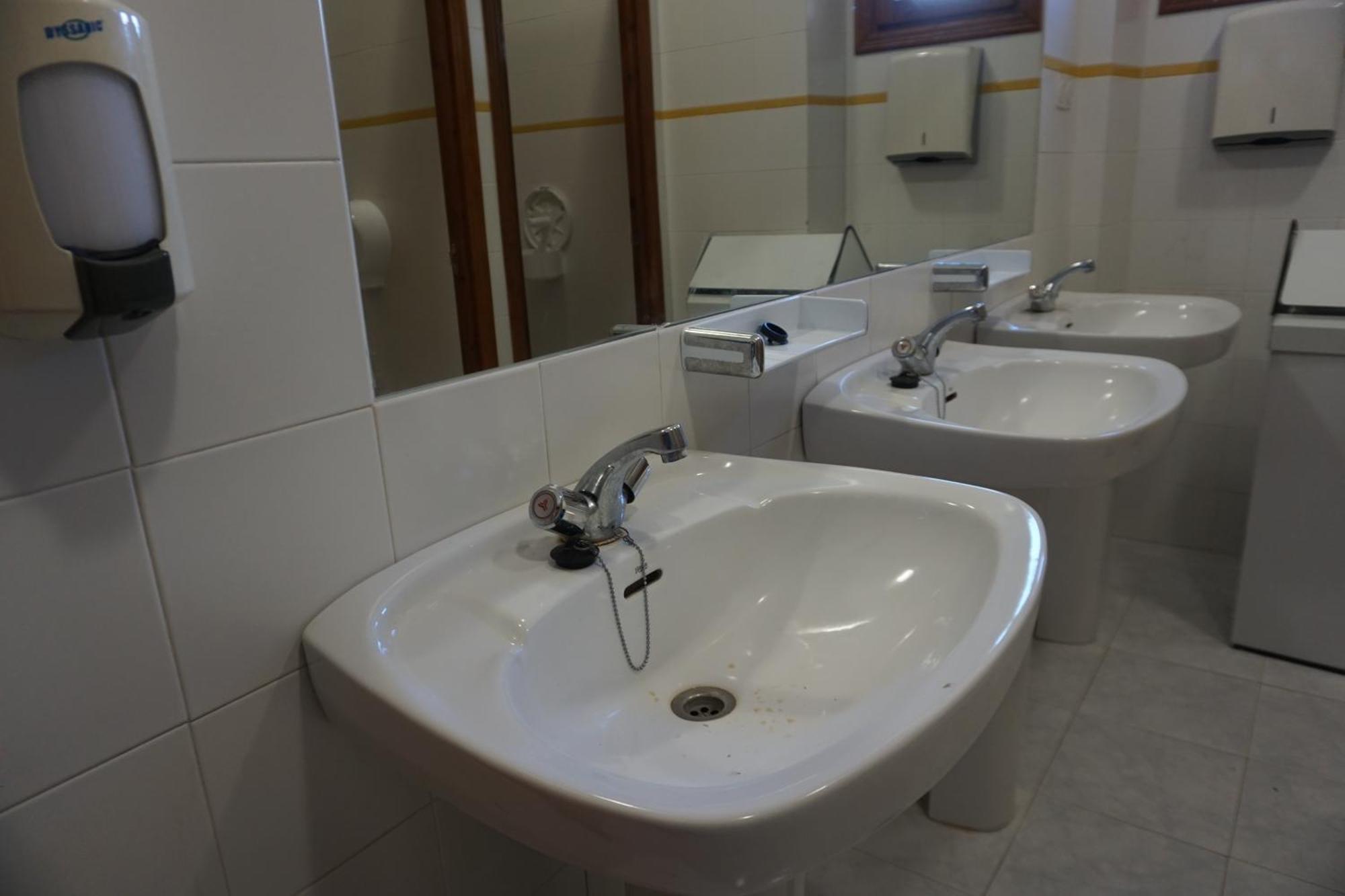 Albergue De ซอส เดลไรย์ กาโตลีโก ภายนอก รูปภาพ